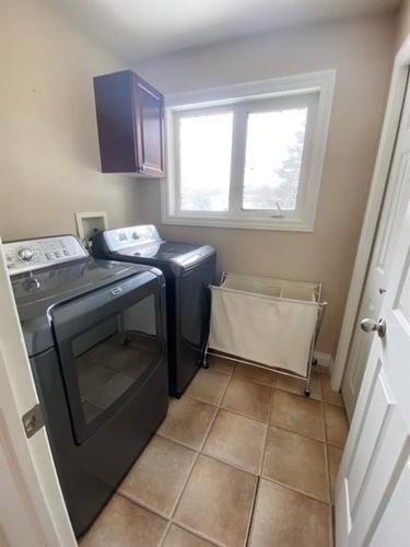 #158 15249 Twp Rd 665A Missawawi Estates Phase Ii, Lac La Biche, AB - Indoor Photo Showing Laundry Room