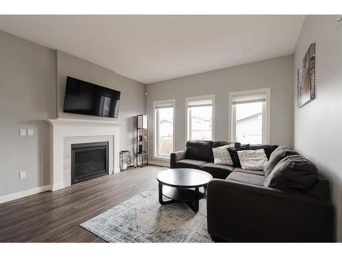 187 Prospect Drive, Fort Mcmurray, AB - Indoor Photo Showing Living Room With Fireplace