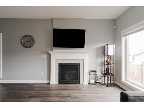 187 Prospect Drive, Fort Mcmurray, AB - Indoor Photo Showing Living Room With Fireplace