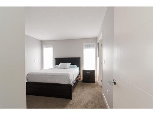 187 Prospect Drive, Fort Mcmurray, AB - Indoor Photo Showing Bedroom