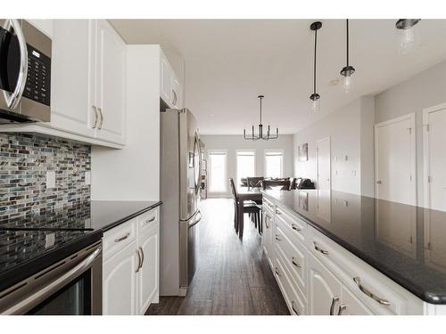 187 Prospect Drive, Fort Mcmurray, AB - Indoor Photo Showing Kitchen With Upgraded Kitchen