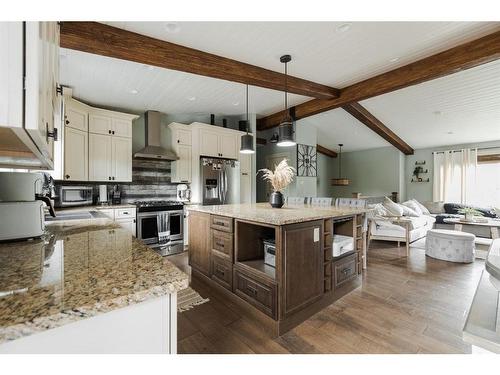 721 Timberline Drive, Fort Mcmurray, AB - Indoor Photo Showing Kitchen With Stainless Steel Kitchen With Upgraded Kitchen