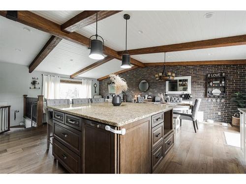 721 Timberline Drive, Fort Mcmurray, AB - Indoor Photo Showing Kitchen With Upgraded Kitchen