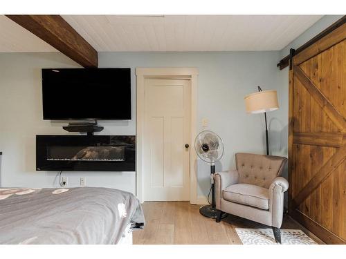 721 Timberline Drive, Fort Mcmurray, AB - Indoor Photo Showing Bedroom
