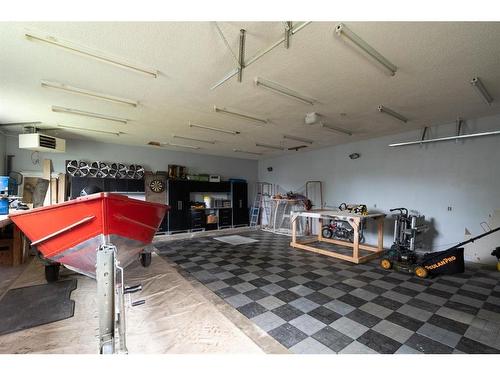 721 Timberline Drive, Fort Mcmurray, AB - Indoor Photo Showing Garage