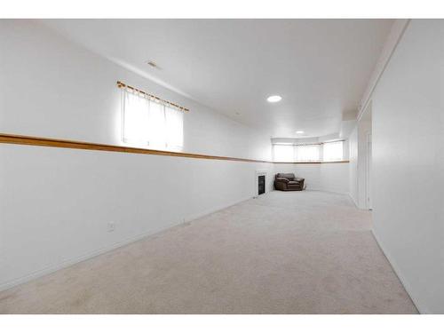 140 Waniandy Way, Fort Mcmurray, AB - Indoor Photo Showing Other Room