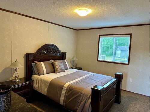 13561 654 Township, Rural Lac La Biche County, AB - Indoor Photo Showing Bedroom