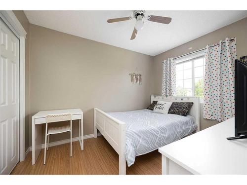 133 Campbell Crescent, Fort Mcmurray, AB - Indoor Photo Showing Bedroom