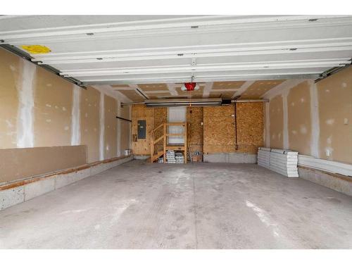 112 Brebeuf Crescent, Fort Mcmurray, AB - Indoor Photo Showing Garage