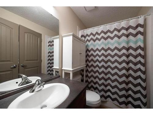1216-204 Sparrow Hawk Drive, Fort Mcmurray, AB - Indoor Photo Showing Bathroom