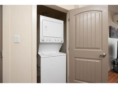 1216-204 Sparrow Hawk Drive, Fort Mcmurray, AB - Indoor Photo Showing Laundry Room