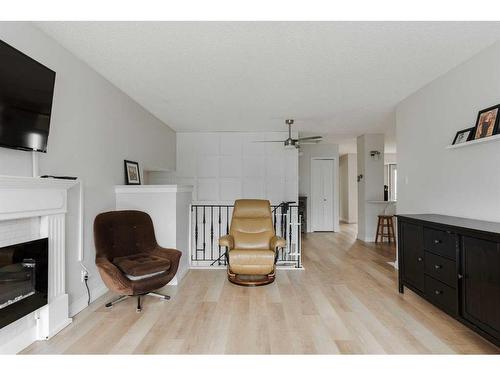 573 Timberline Drive, Fort Mcmurray, AB - Indoor Photo Showing Living Room With Fireplace