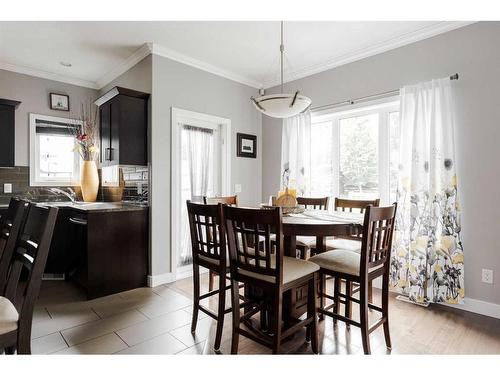 423 Killdeer Way, Fort Mcmurray, AB - Indoor Photo Showing Dining Room