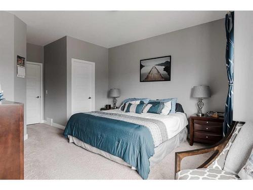 423 Killdeer Way, Fort Mcmurray, AB - Indoor Photo Showing Bedroom