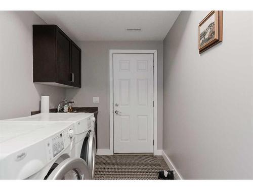 423 Killdeer Way, Fort Mcmurray, AB - Indoor Photo Showing Laundry Room