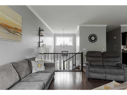 423 Killdeer Way, Fort Mcmurray, AB - Indoor Photo Showing Living Room