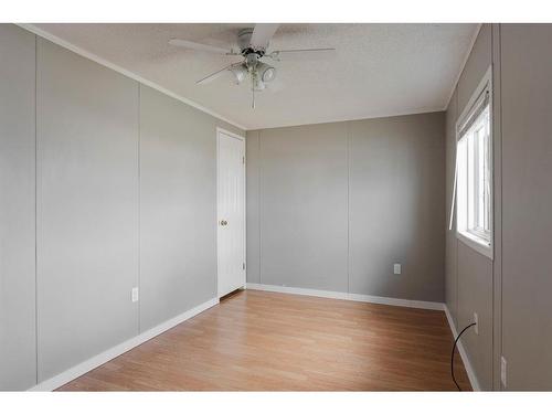 156 Cree Road, Fort Mcmurray, AB - Indoor Photo Showing Other Room