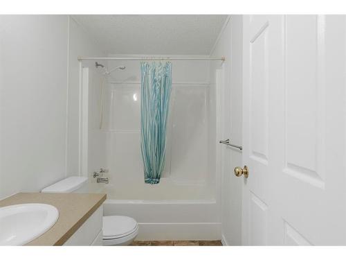 156 Cree Road, Fort Mcmurray, AB - Indoor Photo Showing Bathroom