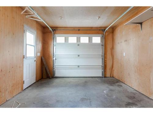 156 Cree Road, Fort Mcmurray, AB - Indoor Photo Showing Garage