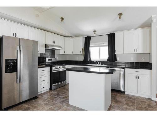 156 Cree Road, Fort Mcmurray, AB - Indoor Photo Showing Kitchen With Stainless Steel Kitchen
