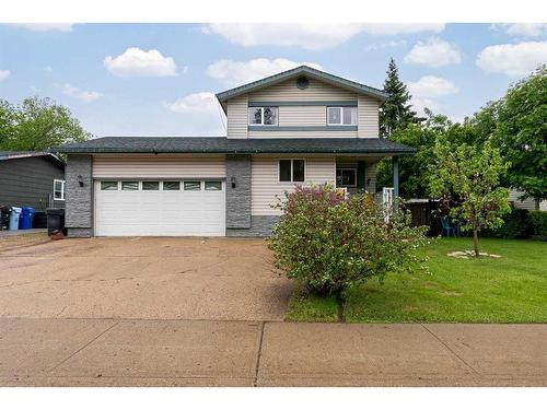 853 Timberline Drive, Fort Mcmurray, AB - Outdoor