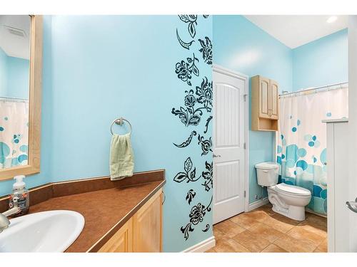 135 Lindstrom Crescent, Fort Mcmurray, AB - Indoor Photo Showing Bathroom