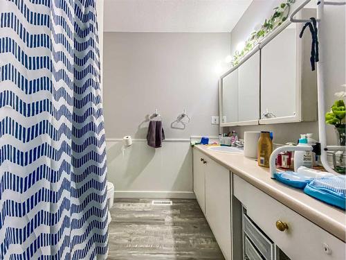 67-400 Silin Forest Road, Fort Mcmurray, AB - Indoor Photo Showing Bathroom