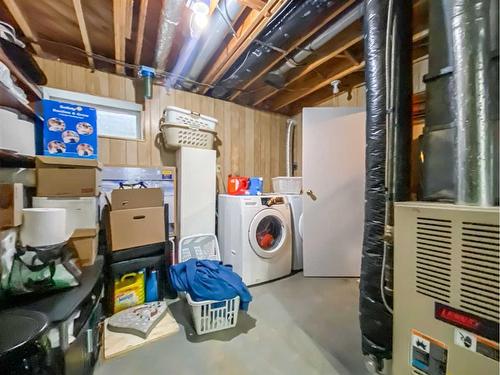 67-400 Silin Forest Road, Fort Mcmurray, AB - Indoor Photo Showing Laundry Room