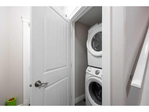 157 Coniker Crescent, Fort Mcmurray, AB - Indoor Photo Showing Laundry Room