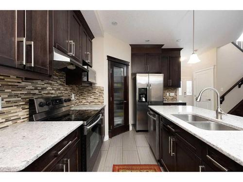 157 Coniker Crescent, Fort Mcmurray, AB - Indoor Photo Showing Kitchen With Double Sink With Upgraded Kitchen