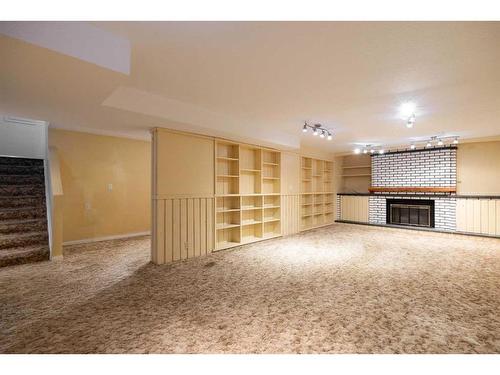 102 Highland Close, Fort Mcmurray, AB - Indoor With Fireplace