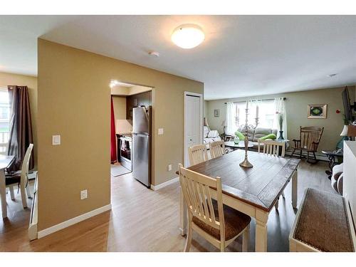 126-201 Abasand Drive, Fort Mcmurray, AB - Indoor Photo Showing Dining Room