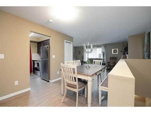 126-201 Abasand Drive, Fort Mcmurray, AB - Indoor Photo Showing Dining Room