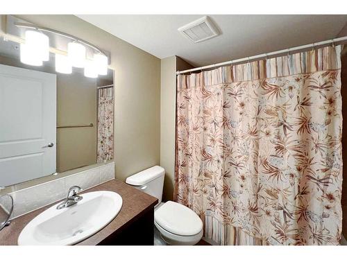 126-201 Abasand Drive, Fort Mcmurray, AB - Indoor Photo Showing Bathroom