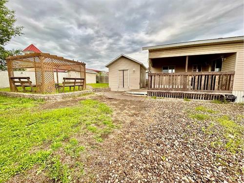 100 Grandview Crescent, Fort Mcmurray, AB - Outdoor With Deck Patio Veranda