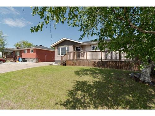 122 Hillary Place, Fort Mcmurray, AB - Outdoor With Deck Patio Veranda