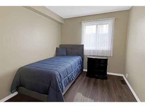 236 Tundra Drive, Fort Mcmurray, AB - Indoor Photo Showing Bedroom