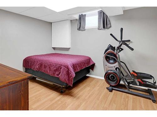 236 Tundra Drive, Fort Mcmurray, AB - Indoor Photo Showing Bedroom