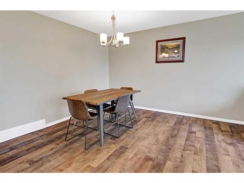 236 Tundra Drive, Fort Mcmurray, AB - Indoor Photo Showing Dining Room