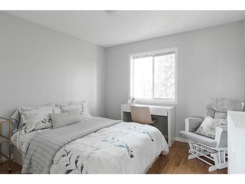 360 Diefenbaker Drive, Fort Mcmurray, AB - Indoor Photo Showing Bedroom