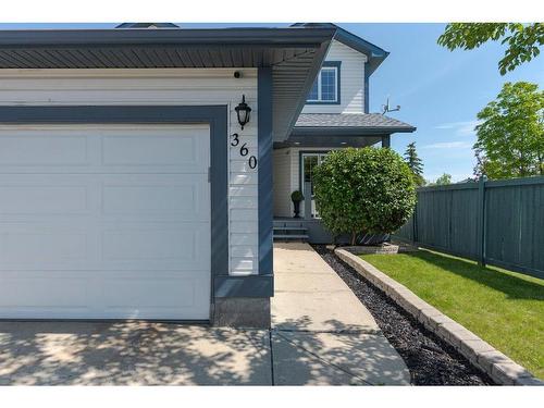 360 Diefenbaker Drive, Fort Mcmurray, AB - Outdoor