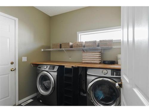 360 Diefenbaker Drive, Fort Mcmurray, AB - Indoor Photo Showing Laundry Room