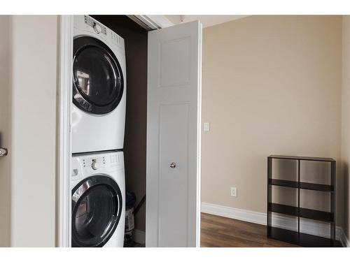 303-9919 Gordon Avenue, Fort Mcmurray, AB - Indoor Photo Showing Laundry Room