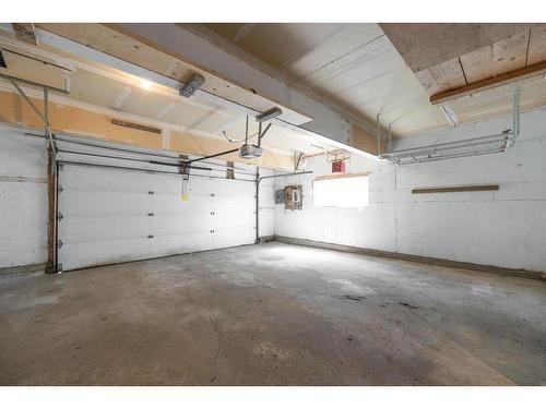 102 Silver Springs Drive, Fort Mcmurray, AB - Indoor Photo Showing Garage