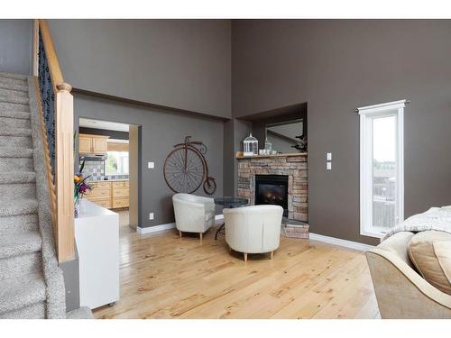 128 Wilson Bay, Fort Mcmurray, AB - Indoor With Fireplace