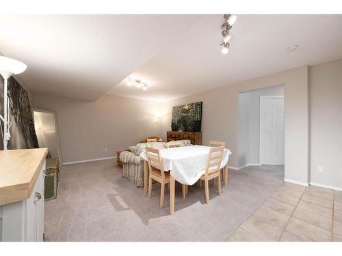 128 Wilson Bay, Fort Mcmurray, AB - Indoor Photo Showing Dining Room