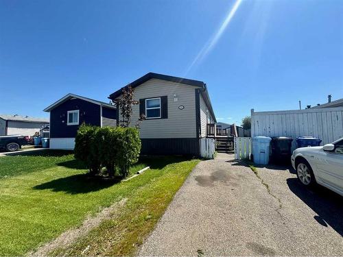 116 Mcinnes Street, Fort Mcmurray, AB - Outdoor