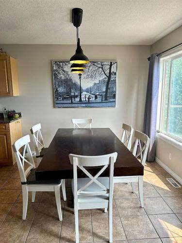 9221 91 Avenue, Lac La Biche, AB - Indoor Photo Showing Dining Room