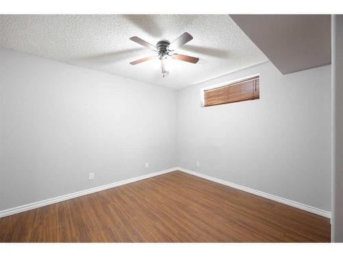 176 Archibald Close, Fort Mcmurray, AB - Indoor Photo Showing Other Room