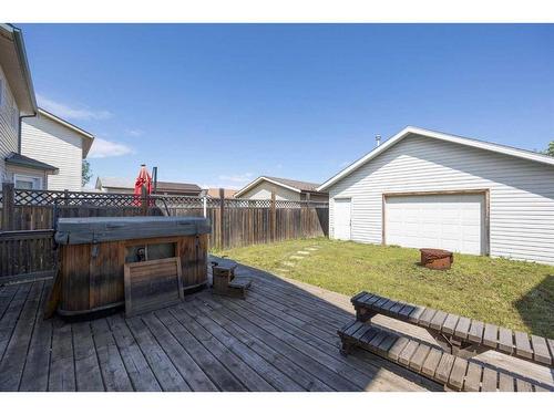 176 Archibald Close, Fort Mcmurray, AB - Outdoor With Deck Patio Veranda With Exterior